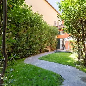 Isaia Garden - Bolognarooms Holiday home Bologna