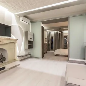Futura, By Short Holidays Apartment Bologna